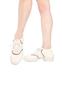 Sneaker para Dança Off White com Cadarço – Só Dança DK120