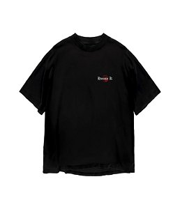 Camiseta Vestido e Armado com São Jorge