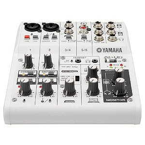 Mesa de Áudio Yamaha AG-06 com 6 Canais