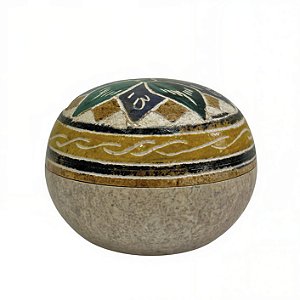 Caixa Bola Bordada (Variadas) - Pedra Sabão - MG