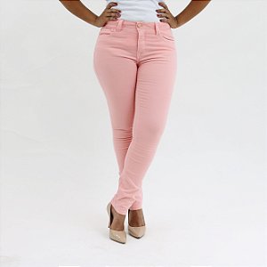 calça jeans assédio