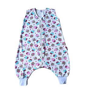 Saco de dormir para bebê com pezinho em Moletinho Cupcake (Meia Estação)