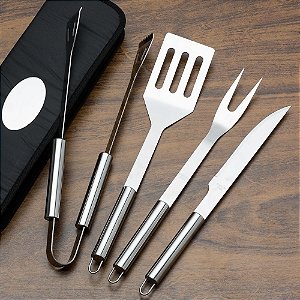 KIT CHURRASCO EM AÇO INOX COM 4 PEÇAS