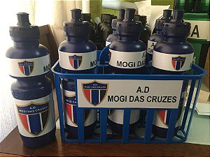 2 KITS COM 6 GARRAFINHAS E UMA CESTINHA PERSONALIZADOS
