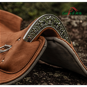 Sela N°3 Casquinho Chapeada COM Gato - Cor Mostarda