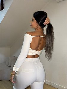 Cropped Molly Off
