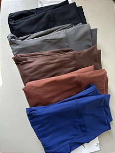 Calça Bolsos laterais