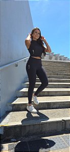 Calça alta cobertura