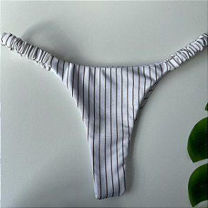 Calcinha Semi Fio fru-fru lateral estampa glow risca giz off e marrom 016 (top não incluso)