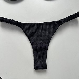 Calcinha 016 Semi Fio fru-fru lateral Tecido Shine preto (top não incluso)