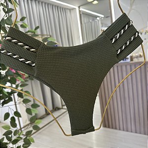 Calcinha semi hot pants 5005 verde militar com detalhes off white Ilhabela (BUSTO NÃO INCLUSO)