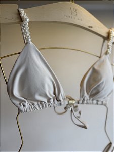 Top cortininha com bojo removível 004 com bordado pérolas Amalfi off white (CALCINHA NÃO INCLUSO)