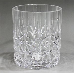 COPO AMANDA BAIXO DE WHISKY EM ACRÍLICO