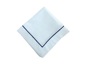 GUARDANAPO BRANCO COM POA AZUL MARINHO