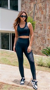 Conjunto fitness aveludado com bolso (preto)