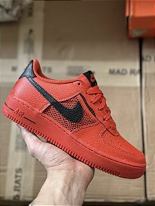 NIKE AIR FORCE 1 MESH POCKET “habanero red”
