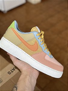 NIKE AIR FORCE 1 “sanded gold”