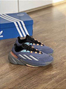 ADIDAS OZELIA
