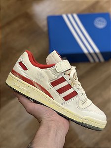 ADIDAS FORUM 84 LOW AEC (vermelho)