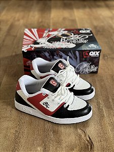 QIX CHORÃO 01 (preto/branco/vermelho)