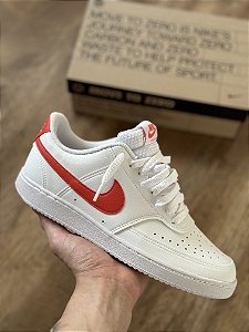 NIKE COURT VISION LOW (white/picante red)