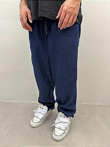 CALÇA CORTE RETO (dark jeans)