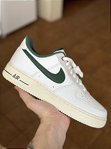 AIR FORCE 1 LX “Summit White and Gorge Green”