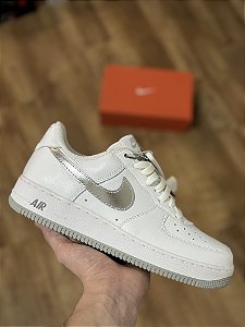 NIKE AIR FORCE 1 LOW RETRO ANNIVERSARY EDITION (white/silver)