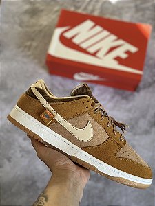 NIKE DUNK LOW SE “Teddy Bear”
