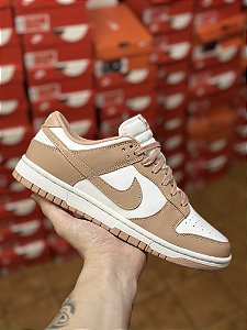 NIKE DUNK “Rose Whisper”