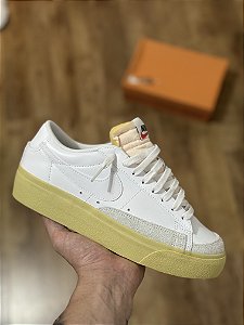 NIKE BLAZER LOW PLATFORM “White Lemon Wash”