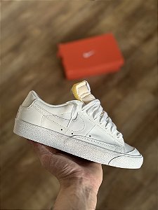 NIKE BLAZER LOW ‘77 (white/white)