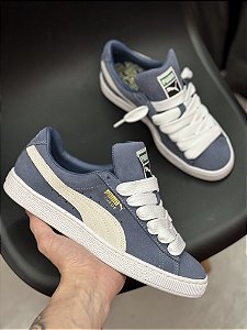 PUMA SUEDE CLASSIC XXI AZUL (acompanha os dois cadarços)
