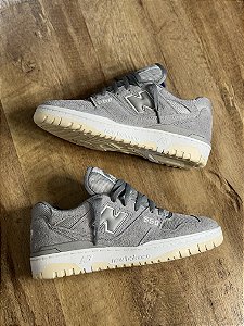 NEW BALANCE 550 (cinza)