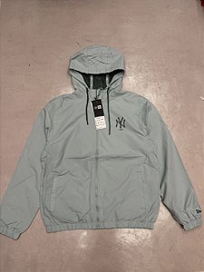 JAQUETA NEW ERA YANKEES (verde)