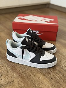 NIKE COURT BOROUGH (anthracite/glacier)