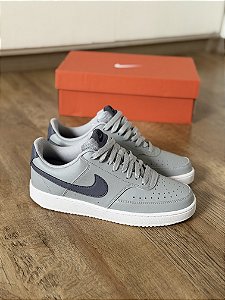 NIKE COURT VISION (cinza)