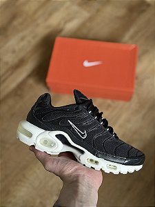 NIKE AIR MAX PLUS (black/white)