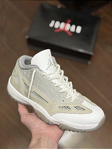 JORDAN 11 RETRO LOW IE (neutral grey)