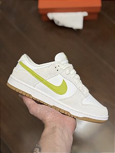 NIKE DUNK LOW “Bright Cactus”