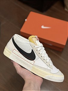 NIKE BLAZER PRO CLUB “white/black)