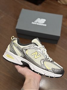 NEW BALANCE 530 (cinza/amarelo)