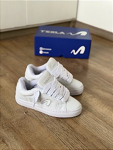 TESLA HERTZ (white/white)