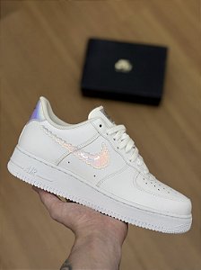 NIKE AIR FORCE 1 “Iridescent Pixel Swoosh”