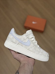 NIKE AIR FORCE 1 SE “Jacquard Floral Embroidery”