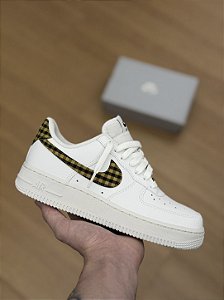 NIKE AIR FORCE 1 “Bronzine Gingham”