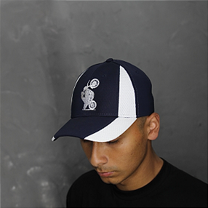 Boné Aba Curva Bordado XT660 -Azul marinho Com branco