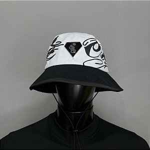 BUCKET LETREIRO - BRANCO/PRETO