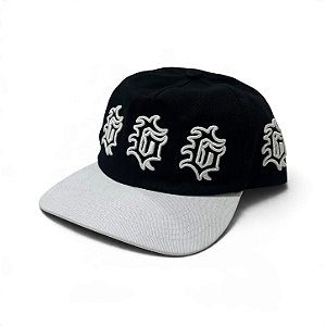 BONÉ G - PRETO ABA RETA BRANCA