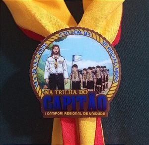 PRENDEDOR ACRÍLICO - NA TRILHA DO CAPITÃO